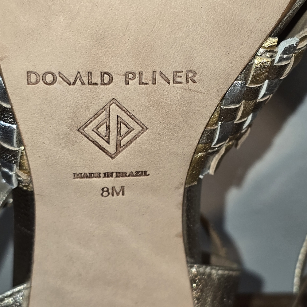 Donald Pliner NWOT Riva Slip-on Buckled High Heel Sandals Women's Size 8 - Picture 9 of 10